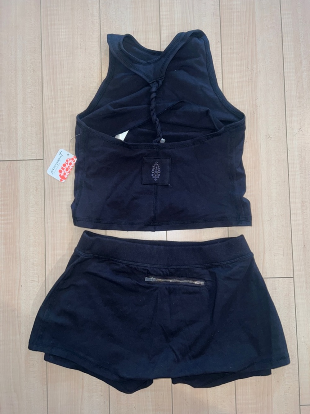 NWT FP MOVEMENT BY FREE PEOPLE HOT SHOT TWISTED SET - Picture 6 of 6